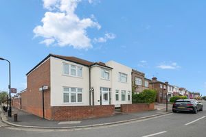 Photo 19- click for photo gallery